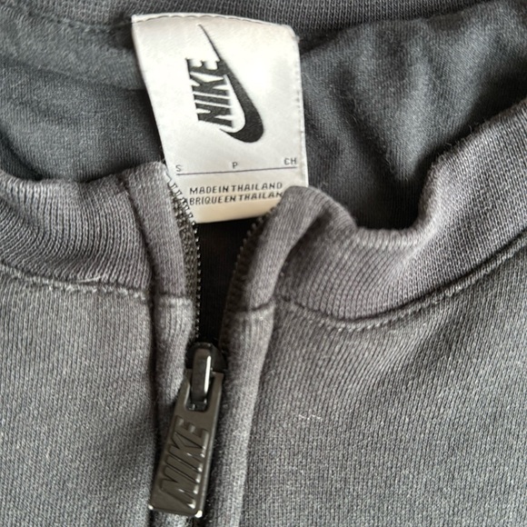 Nike x Fear of God x NBA - Picture 4 of 8